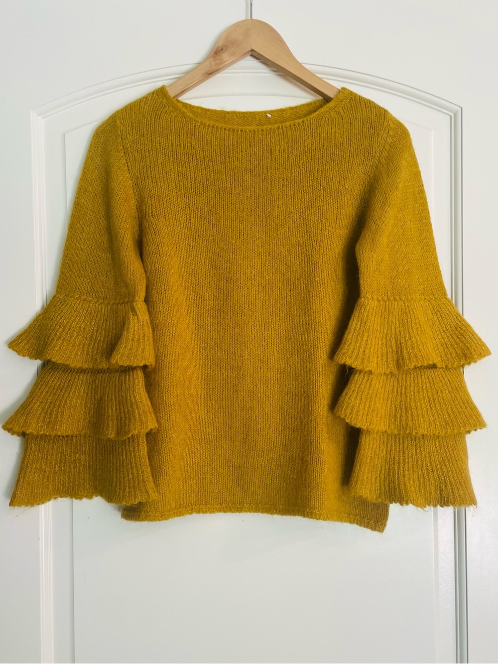 Gio & Gio Mohair Wool Blend Mustard Yellow Sweater Long Bell Sleeve